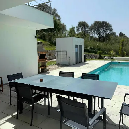 Villa Oliveiras *